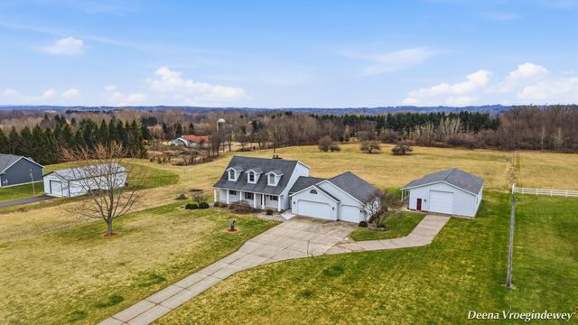 914 Jackson Street SW, Grandville, MI 49418