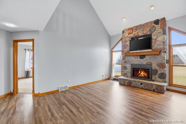 914 Jackson Street SW, Grandville, MI 49418