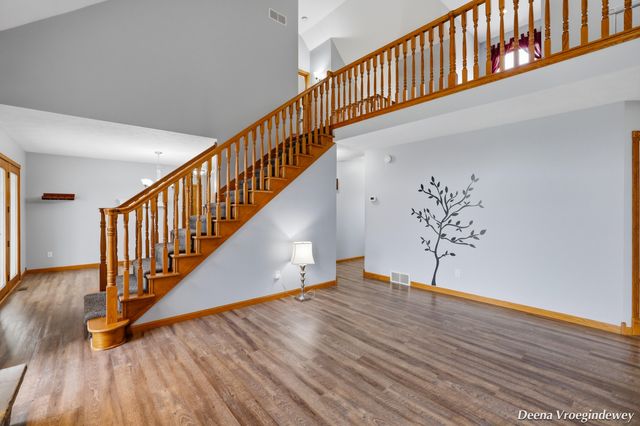 914 Jackson Street SW, Grandville, MI 49418