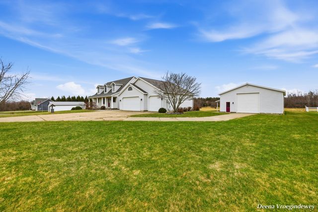 914 Jackson Street SW, Grandville, MI 49418