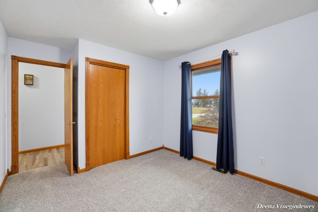 914 Jackson Street SW, Grandville, MI 49418