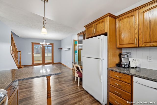 914 Jackson Street SW, Grandville, MI 49418