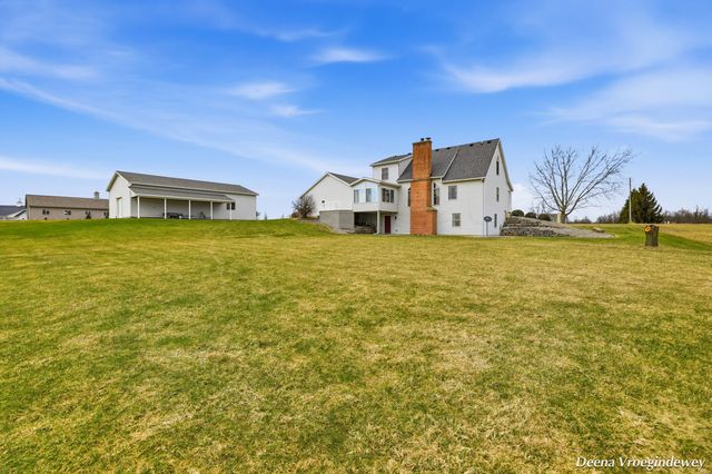 914 Jackson Street SW, Grandville, MI 49418