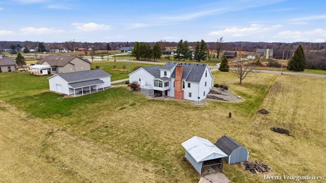 914 Jackson Street SW, Grandville, MI 49418