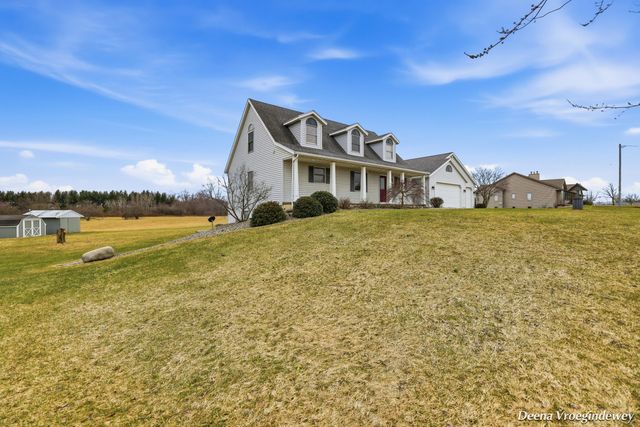 914 Jackson Street SW, Grandville, MI 49418