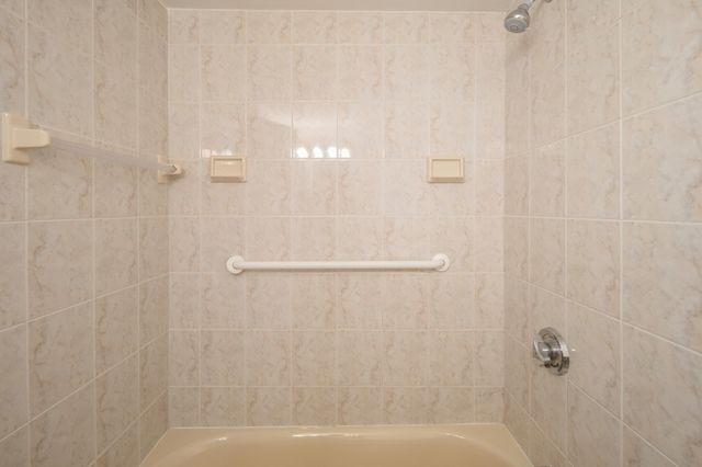 200 Swanton St T14, Winchester, MA 01890
