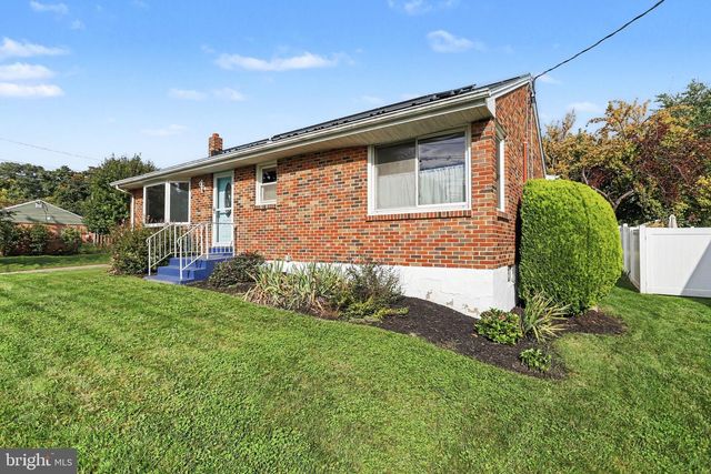 2095 CLARENDON ST, Camp Hill, PA 17011