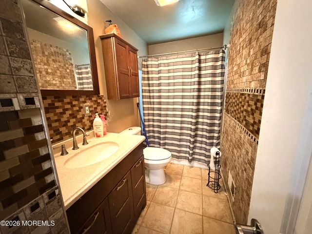 1409 Brookfield Drive, Lakewood, NJ 08701