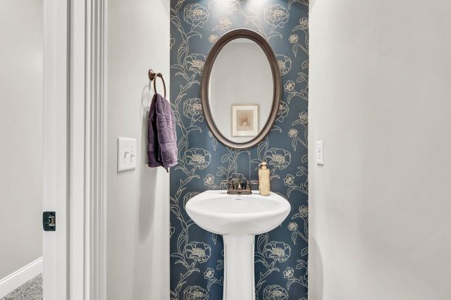 2972 HARTLEY DRIVE, Clarksville, TN 37043