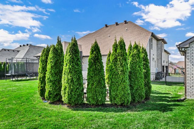 2972 HARTLEY DRIVE, Clarksville, TN 37043