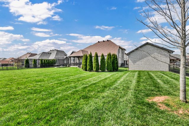 2972 HARTLEY DRIVE, Clarksville, TN 37043