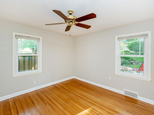 436 Woodlawn Avenue, Saint Paul, MN 55105