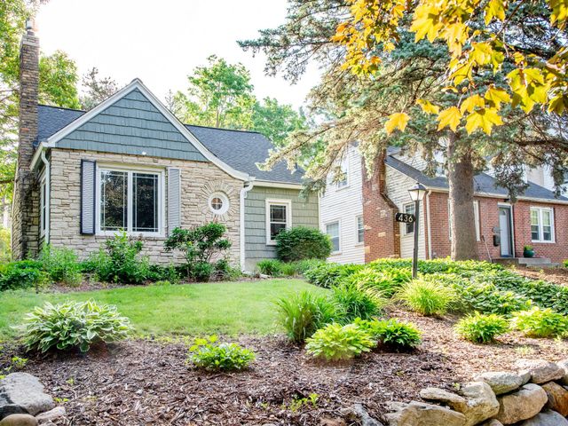436 Woodlawn Avenue, Saint Paul, MN 55105