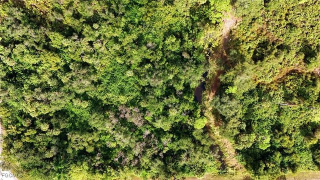 536 Evergreen RD, North Fort Myers, FL 33903