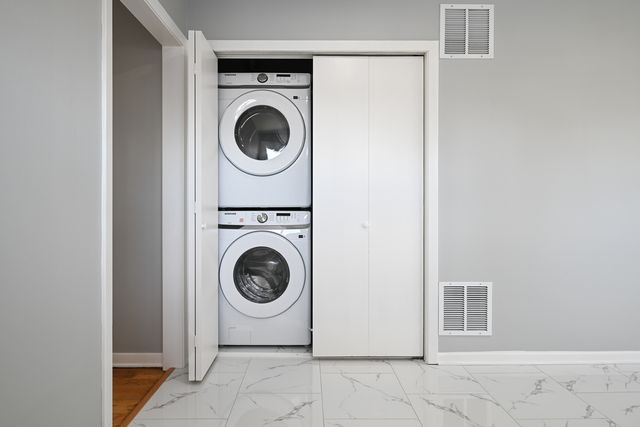 7305 ARCADIA Street, Morton Grove, IL 60053