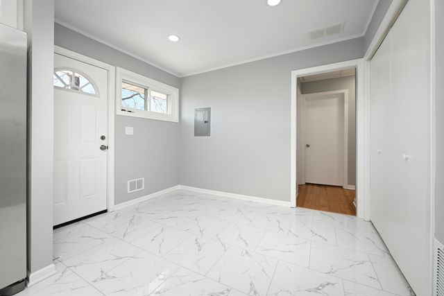 7305 ARCADIA Street, Morton Grove, IL 60053