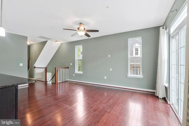 59 STEEPLECHASE DR, La Plata, MD 20646