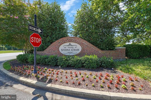 59 STEEPLECHASE DR, La Plata, MD 20646