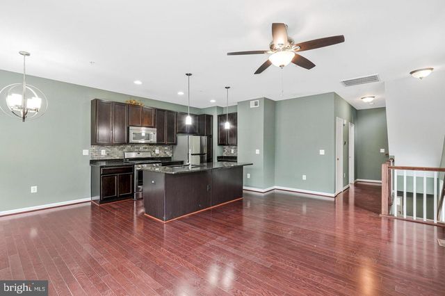 59 STEEPLECHASE DR, La Plata, MD 20646
