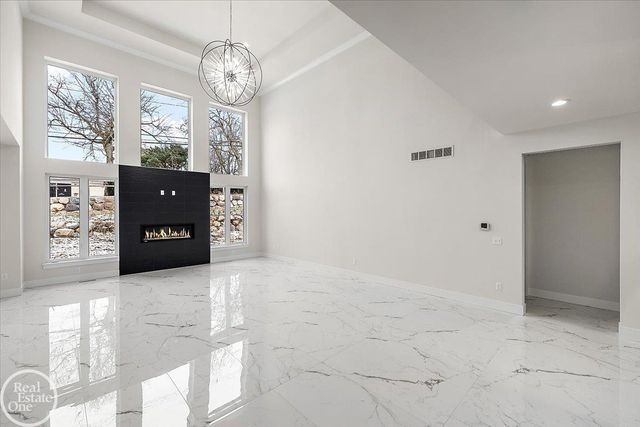 3335 Forster Lane, Shelby Twp, MI 48316