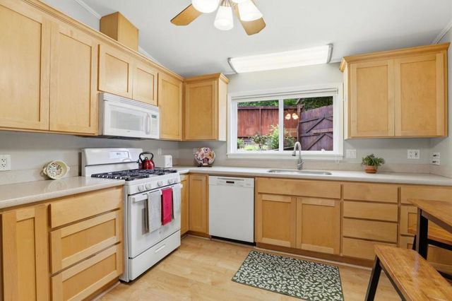 16165 Highway 9, Boulder Creek, CA 95006