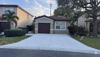 4274 NW 1st Place, Deerfield Beach, FL 33442