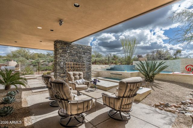 10397 E LOVING TREE Lane, Scottsdale, AZ 85262