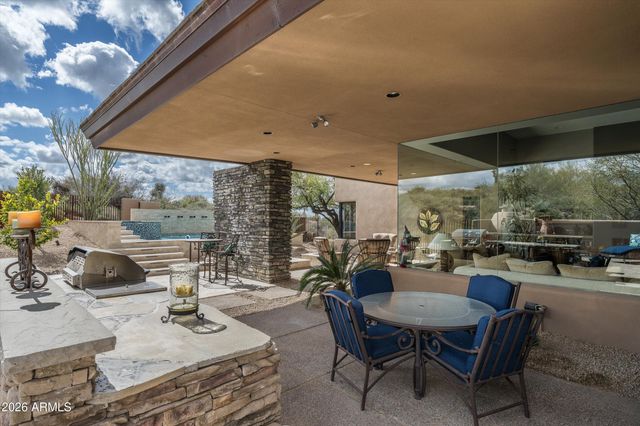 10397 E LOVING TREE Lane, Scottsdale, AZ 85262