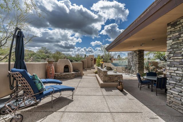 10397 E LOVING TREE Lane, Scottsdale, AZ 85262