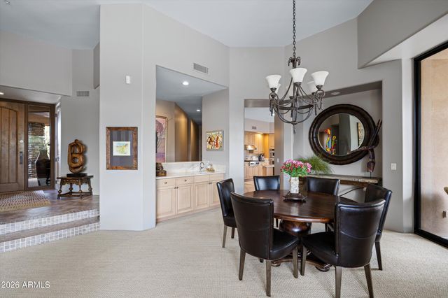 10397 E LOVING TREE Lane, Scottsdale, AZ 85262