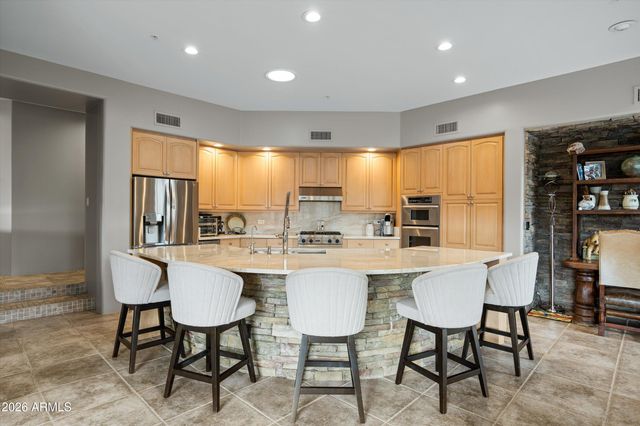 10397 E LOVING TREE Lane, Scottsdale, AZ 85262