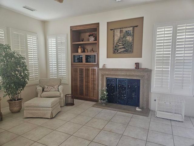 62 Laken Lane, Palm Desert, CA 92211