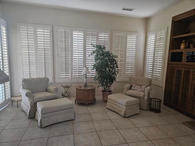 62 Laken Lane, Palm Desert, CA 92211