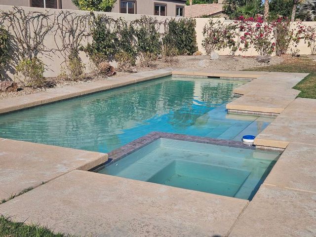 62 Laken Lane, Palm Desert, CA 92211