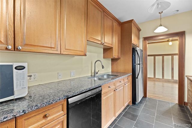 242 E Palmer Street 3, Detroit, MI 48202