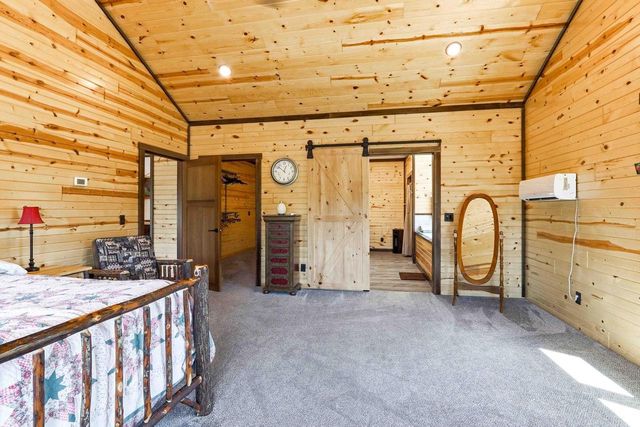 W5120 County Road G, Mauston, WI 53948