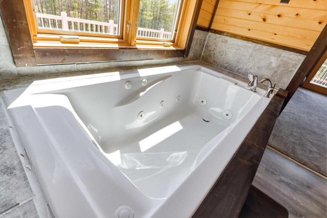 W5120 County Road G, Mauston, WI 53948