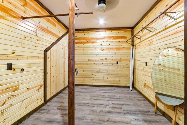 W5120 County Road G, Mauston, WI 53948