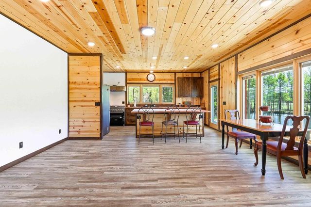 W5120 County Road G, Mauston, WI 53948