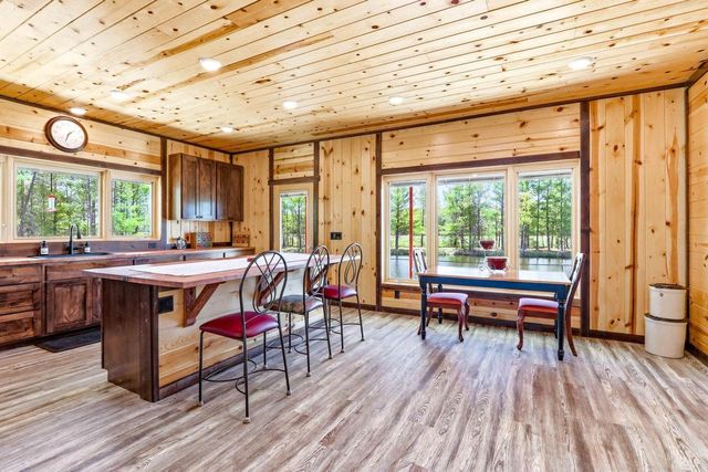 W5120 County Road G, Mauston, WI 53948