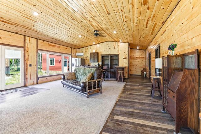 W5120 County Road G, Mauston, WI 53948