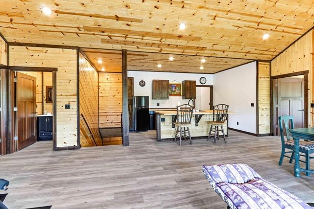 W5120 County Road G, Mauston, WI 53948