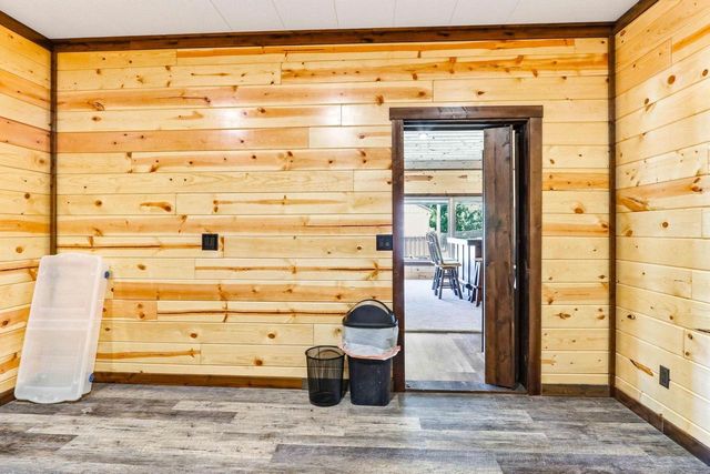 W5120 County Road G, Mauston, WI 53948