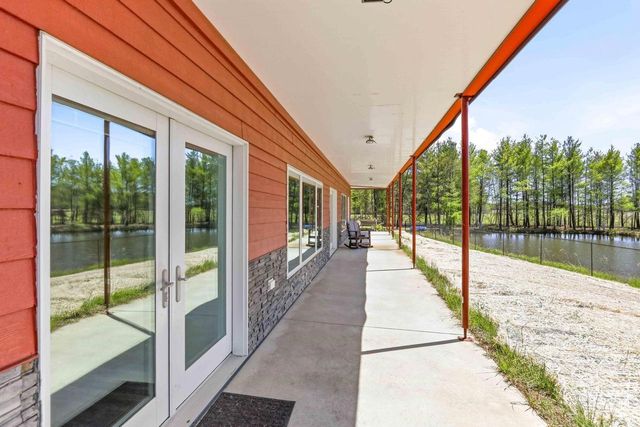 W5120 County Road G, Mauston, WI 53948