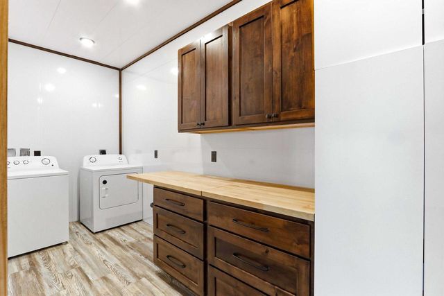 W5120 County Road G, Mauston, WI 53948