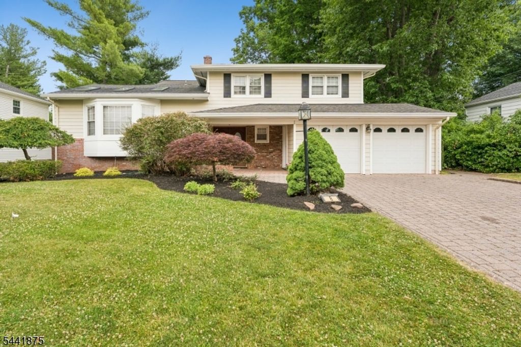 8 Norwood Rd, Springfield Twp., NJ 07081