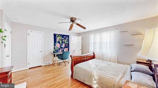 102 MERIDEN DR, Hockessin, DE 19707