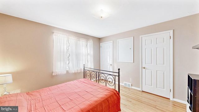 102 MERIDEN DR, Hockessin, DE 19707