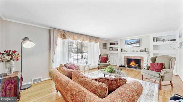 102 MERIDEN DR, Hockessin, DE 19707