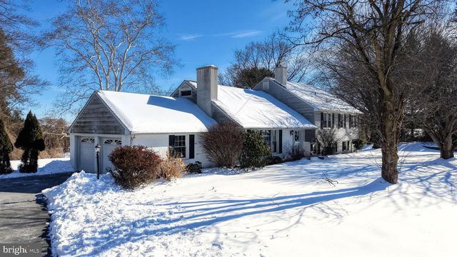 102 MERIDEN DR, Hockessin, DE 19707